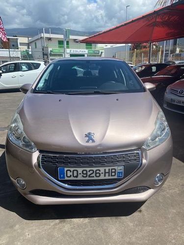 voiture occasion PEUGEOT 208 à la Réunion disponible sur noutlauto.re