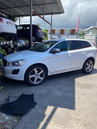 voiture occasion VOLVO XC 60 à la Réunion disponible sur noutlauto.re