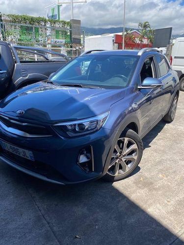 voiture occasion KIA STONIC à la Réunion disponible sur noutlauto.re