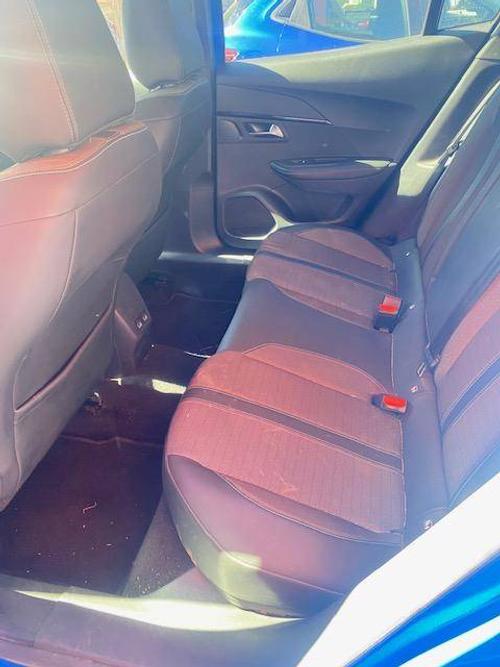 voiture occasion PEUGEOT  2008 disponible sur noutlauto.re