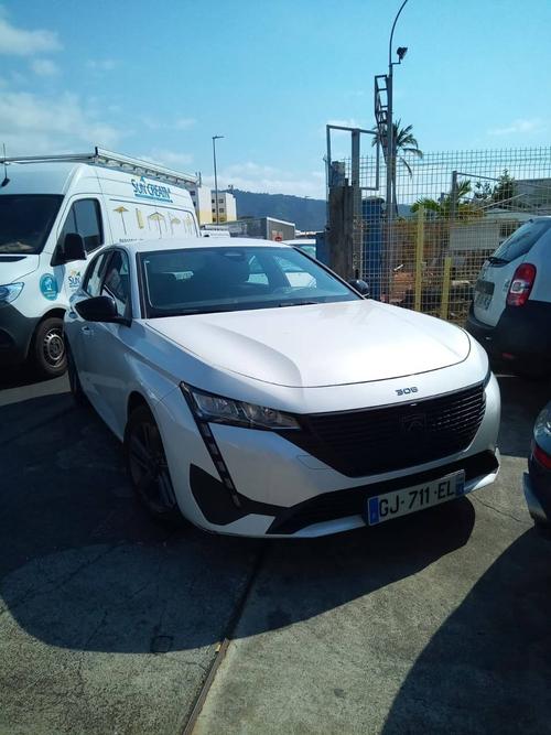 voiture occasion PEUGEOT  308 disponible sur noutlauto.re