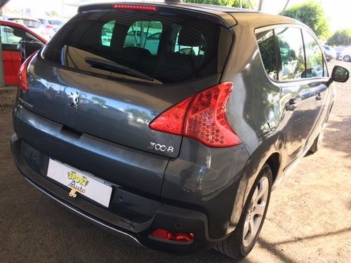 voiture occasion PEUGEOT 3008 à la Réunion disponible sur noutlauto.re