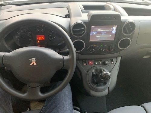 voiture occasion PEUGEOT PARTNER à la Réunion disponible sur noutlauto.re
