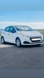 voiture occasion PEUGEOT 208 à la Réunion disponible sur noutlauto.re