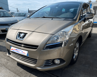 voiture occasion PEUGEOT 5008 à la Réunion disponible sur noutlauto.re