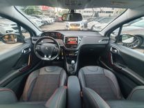 voiture occasion PEUGEOT 208 à la Réunion disponible sur noutlauto.re