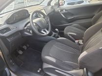 voiture occasion PEUGEOT 208 à la Réunion disponible sur noutlauto.re