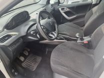 voiture occasion PEUGEOT 2008 à la Réunion disponible sur noutlauto.re