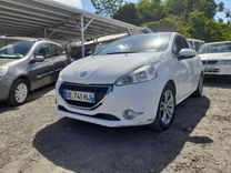 voiture occasion PEUGEOT 208 à la Réunion disponible sur noutlauto.re