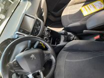 voiture occasion PEUGEOT 208 à la Réunion disponible sur noutlauto.re
