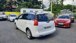 voiture occasion PEUGEOT 5008 à la Réunion disponible sur noutlauto.re