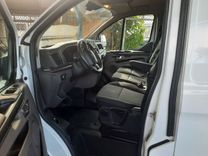 voiture occasion FORD TRANSIT CUSTOM à la Réunion disponible sur noutlauto.re