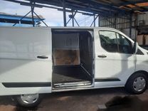 voiture occasion FORD TRANSIT CUSTOM à la Réunion disponible sur noutlauto.re