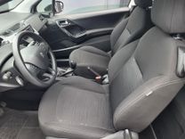 voiture occasion PEUGEOT 208 à la Réunion disponible sur noutlauto.re