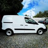 voiture occasion PEUGEOT PARTNER à la Réunion disponible sur noutlauto.re