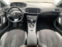 voiture occasion PEUGEOT 308 à la Réunion disponible sur noutlauto.re