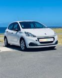 voiture occasion PEUGEOT 208 à la Réunion disponible sur noutlauto.re