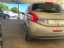 voiture occasion PEUGEOT 208 à la Réunion disponible sur noutlauto.re