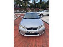 voiture occasion LEXUS CT 200 à la Réunion disponible sur noutlauto.re