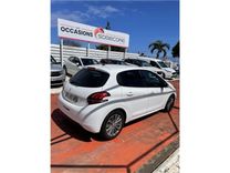 voiture occasion PEUGEOT 208 à la Réunion disponible sur noutlauto.re