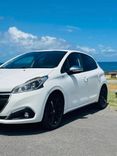 voiture occasion PEUGEOT 208 à la Réunion disponible sur noutlauto.re