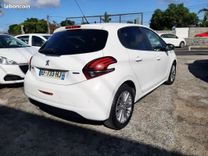 voiture occasion PEUGEOT 208 à la Réunion disponible sur noutlauto.re