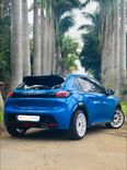 voiture occasion PEUGEOT 208 à la Réunion disponible sur noutlauto.re