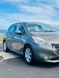 voiture occasion PEUGEOT 208 à la Réunion disponible sur noutlauto.re
