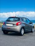 voiture occasion PEUGEOT 208 à la Réunion disponible sur noutlauto.re