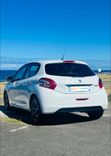 voiture occasion PEUGEOT 208 à la Réunion disponible sur noutlauto.re