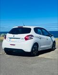 voiture occasion PEUGEOT 208 à la Réunion disponible sur noutlauto.re