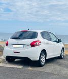 voiture occasion PEUGEOT 208 à la Réunion disponible sur noutlauto.re