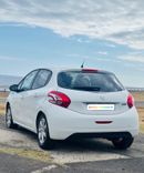 voiture occasion PEUGEOT 208 à la Réunion disponible sur noutlauto.re