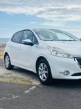 voiture occasion PEUGEOT 208 à la Réunion disponible sur noutlauto.re