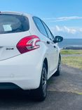 voiture occasion PEUGEOT 208 à la Réunion disponible sur noutlauto.re