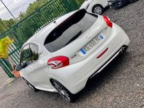 voiture occasion PEUGEOT 208 à la Réunion disponible sur noutlauto.re
