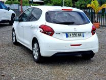 voiture occasion PEUGEOT 208 à la Réunion disponible sur noutlauto.re