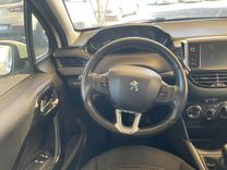 voiture occasion PEUGEOT 208 à la Réunion disponible sur noutlauto.re