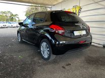 voiture occasion PEUGEOT 208 à la Réunion disponible sur noutlauto.re