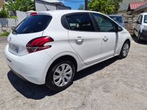 voiture occasion PEUGEOT 208 à la Réunion disponible sur noutlauto.re