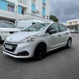 voiture occasion PEUGEOT 208 à la Réunion disponible sur noutlauto.re