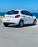voiture occasion PEUGEOT 208 à la Réunion disponible sur noutlauto.re