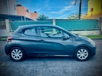 voiture occasion PEUGEOT 208 à la Réunion disponible sur noutlauto.re