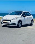 voiture occasion PEUGEOT 208 à la Réunion disponible sur noutlauto.re