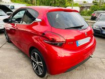 voiture occasion PEUGEOT 208 à la Réunion disponible sur noutlauto.re