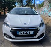 voiture occasion PEUGEOT 208 à la Réunion disponible sur noutlauto.re