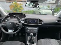 voiture occasion PEUGEOT 308 à la Réunion disponible sur noutlauto.re