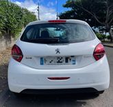 voiture occasion PEUGEOT 208 à la Réunion disponible sur noutlauto.re