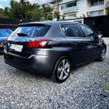 voiture occasion PEUGEOT 308 à la Réunion disponible sur noutlauto.re