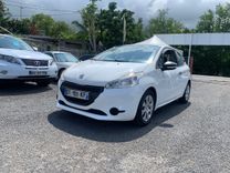 voiture occasion PEUGEOT 208 à la Réunion disponible sur noutlauto.re
